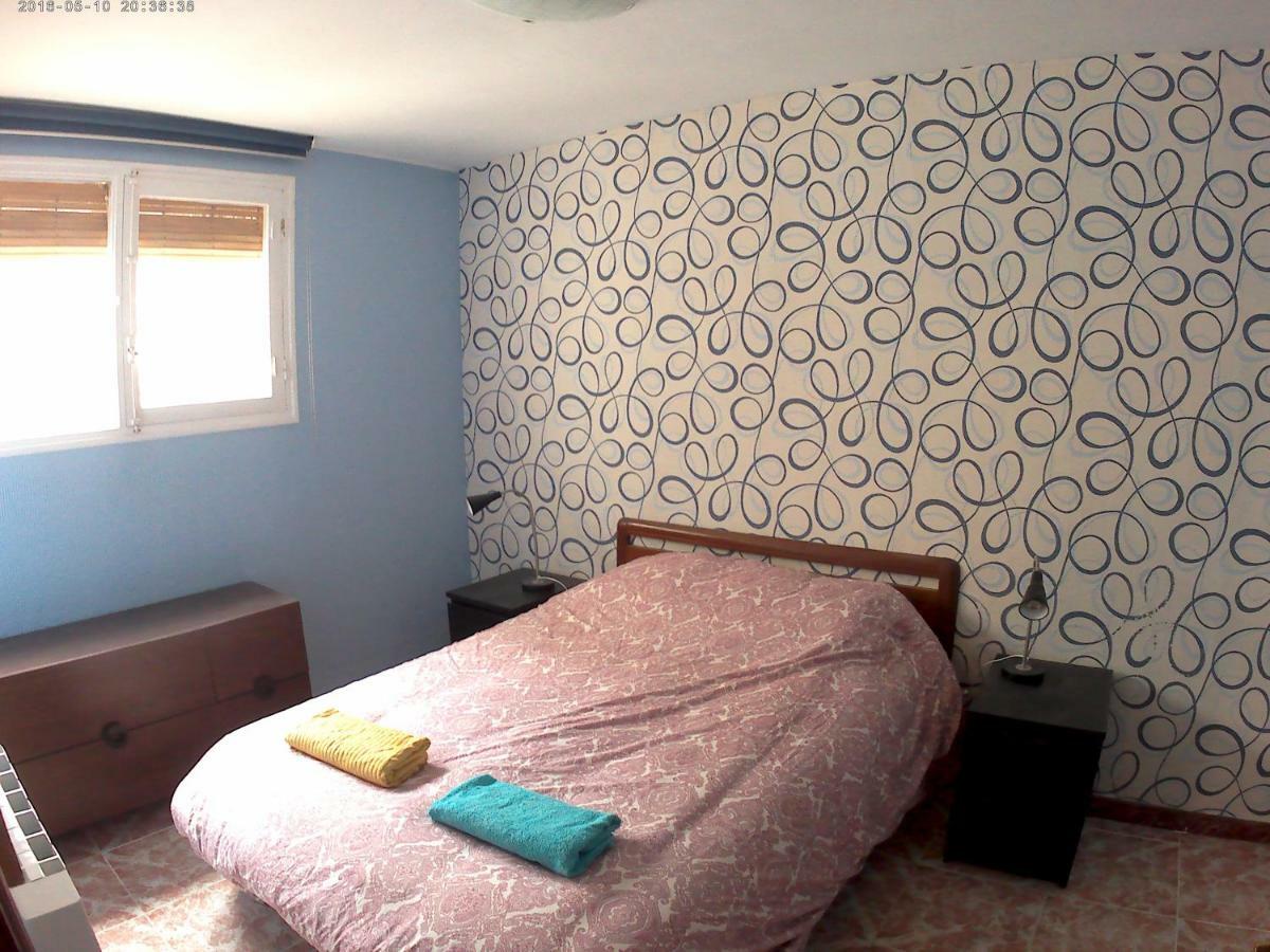 Vut Puente De Hierro Apartment Zaragoza Bagian luar foto